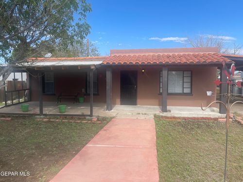 7817 West Dr, El Paso, TX, 79915-3014 | Card Image