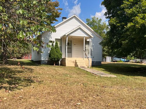 675 Walker Ave, Mammoth Spring, AR, 72554-8028 | Card Image