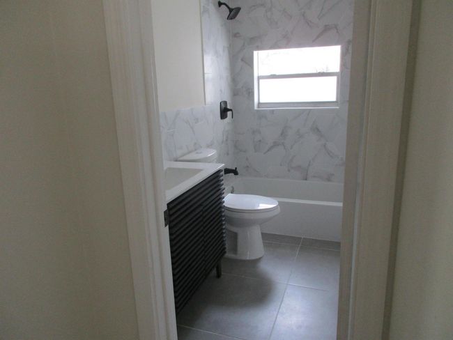 806 Minnesota St, House other with 3 bedrooms, 3 bathrooms and null parking in Lantana FL | Image 6