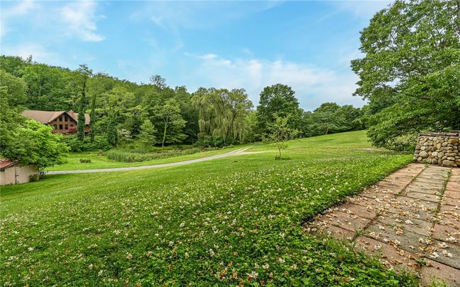 117 Oak Dr, House other with 3 bedrooms, 3 bathrooms and 5 parking in Forward Twp - BUT PA | Image 49
