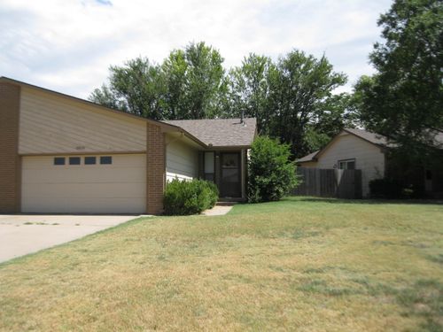 1820 S Griffith St, Wichita, KS, 67207-5541 | Card Image