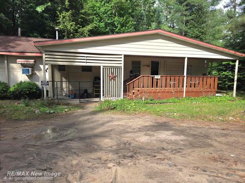 2490 Fawn Ct, Saint Helen, MI, 48656-9640 | Card Image