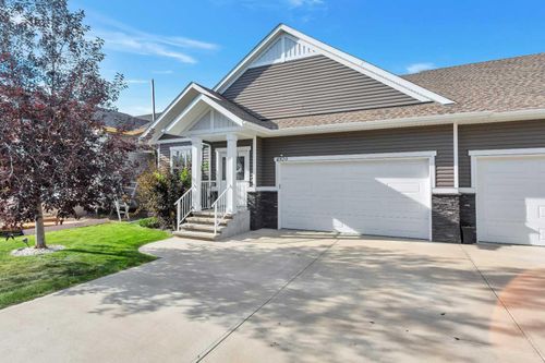 4920 Beardsley Ave, Lacombe, AB, T4L0G4 | Card Image