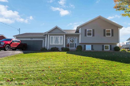 40 Terra Nova Dr, Greenwood, NS, B0P1R0 | Card Image