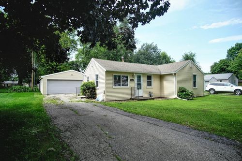 2926 Sands Ave, Cedar Falls, IA, 50613-1140 | Card Image