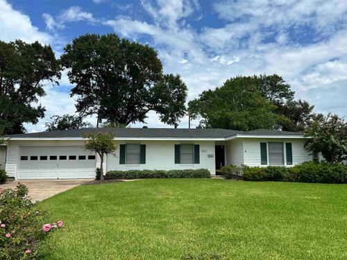 5130 Foster Ave, Groves, TX, 77619-3109 | Card Image