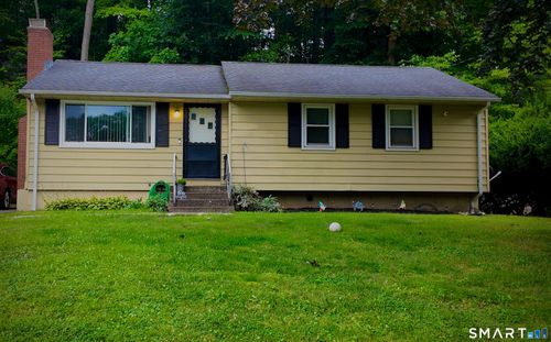 69 Idle Ln, Meriden, CT, 06451-2009 | Card Image
