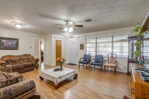 2122 S Vernon Ave, Dallas, TX, 75224-1359 | Card Image