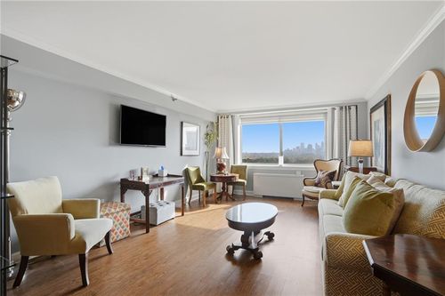 apt-1401-2479 Peachtree Rd Ne, Atlanta, GA, 30305-4135 | Card Image