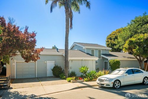 1701 47th Ave, Capitola, CA, 95010-2828 | Card Image