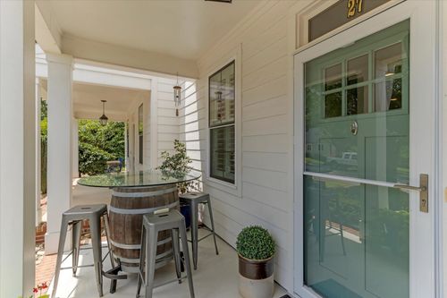27 Center St, Travelers Rest, SC, 29690-1873 | Card Image