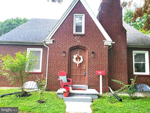 3503 N 4th St, HARRISBURG, PA, 17110-1418 | Card Image