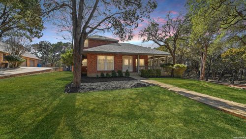 371 Hunters Creek, New Braunfels, TX, 78132 | Card Image