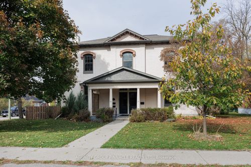 12 Russell St E, Lindsay, ON, K9V1Z8 | Card Image