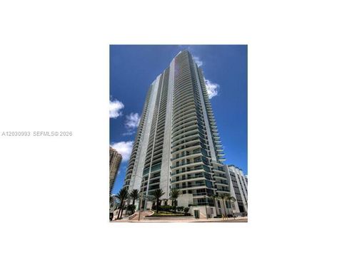 1004-1331 Brickell Bay Dr, Miami, FL, 33131-3690 | Card Image