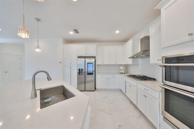 5232 Wishing Arch Dr, House other with 4 bedrooms, 3 bathrooms and null parking in APOLLO BEACH FL | Image 9