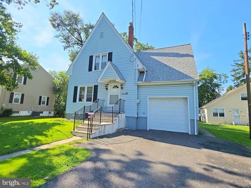 85 Locust Ave, PENNSVILLE, NJ, 08070-1709 | Card Image