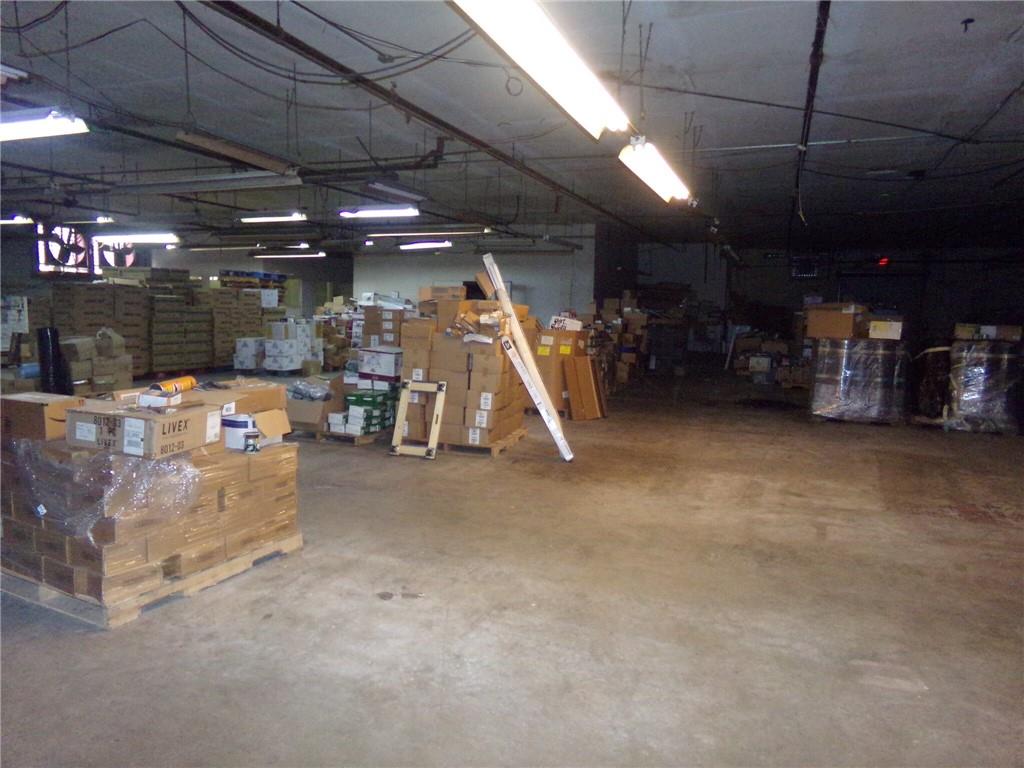 Commercial Sale in Cornelia 3