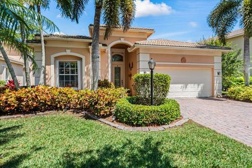 5722 Sterling Lake Dr, Fort Pierce, FL, 34951-3121 | Card Image