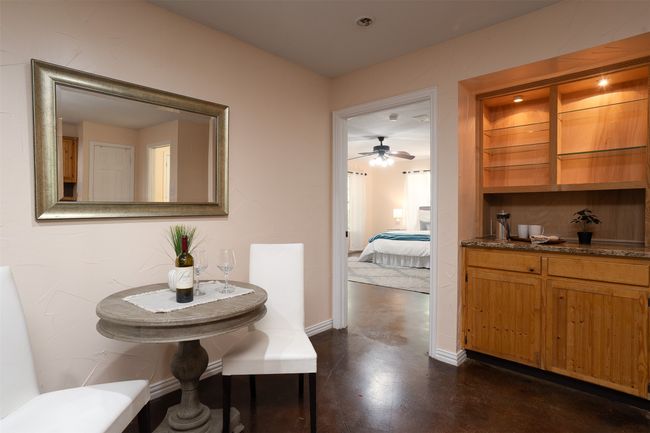 Breakfast area and coffee bar off kitchen | Image 25