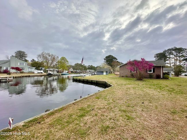Side yard canal | Image 43