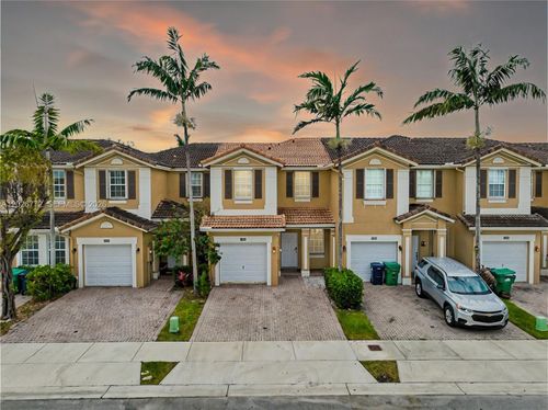 11866 Sw 152nd Pl, Miami, FL, 33196-6819 | Card Image