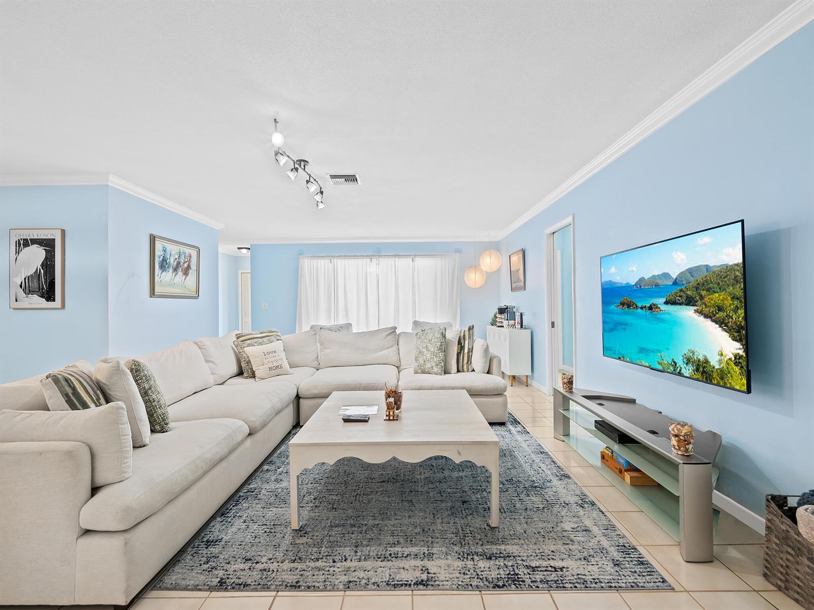 Residential Lease in Lauderdale By The Sea 2