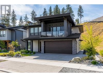 1901 Northern Flicker Crt, House other with 4 bedrooms, 4 bathrooms and 4 parking in Kelowna BC | Image 1