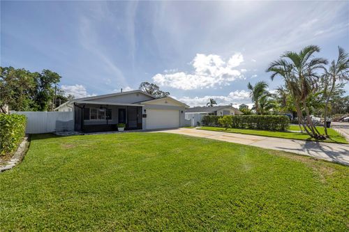 4501 Helena St Ne, St Petersburg, FL, 33703-4355 | Card Image