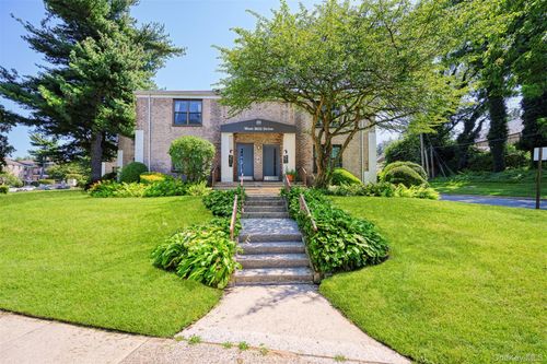 apt-10a-29 W Mill Dr, Great Neck, NY, 11021-4061 | Card Image