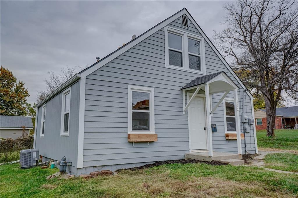 Black Diamond St, Richmond, MO 64085