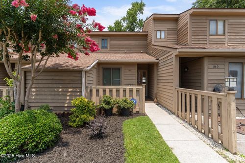 241 Saint James Ct, Wilmington, NC, 28409-2639 | Card Image