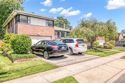 959 Cramer Ct, North Baldwin, NY, 11510-1216 | Card Image