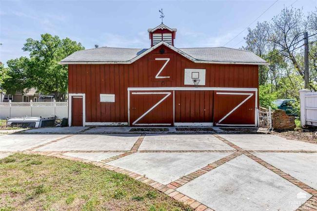 211 W Prescott Ave, House other with 6 bedrooms, 3 bathrooms and null parking in Salina KS | Image 13
