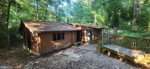 1076 San Angelo Dr, LUSBY, MD, 20657-4535 | Card Image