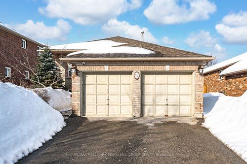 lower-12 Quinlan Rd, Barrie, ON, L4M7A9 | Card Image