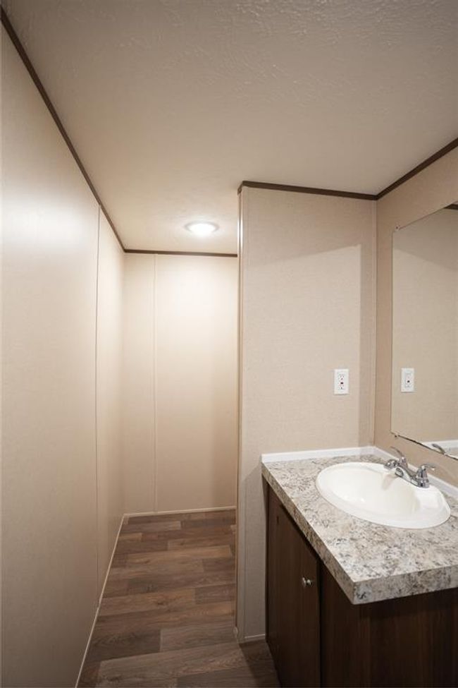 303 W Lone Oak Rd, House other with 3 bedrooms, 2 bathrooms and null parking in Onalaska TX | Image 20