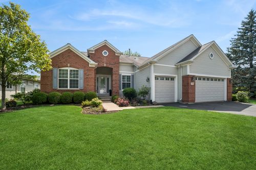 12663 Cold Springs Dr, Huntley, IL, 60142-7427 | Card Image