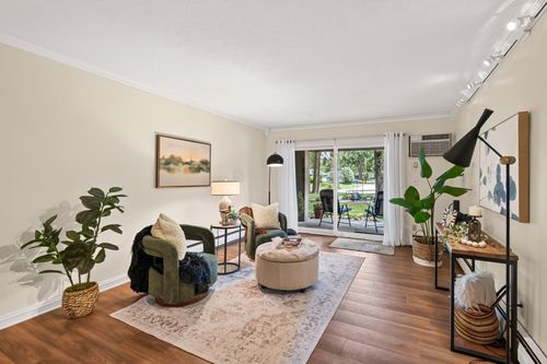 102-2800 Hamline Ave N, Roseville, MN, 55113-1756 | Card Image