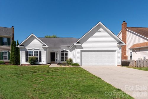 5304 Fennell St, Indian Trail, NC, 28079-6526 | Card Image