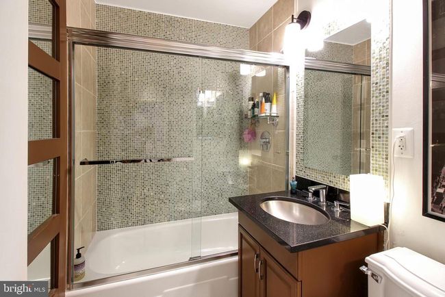 APT-808 - 1615 Q St Nw, Condo with 2 bedrooms, 1 bathrooms and null parking in WASHINGTON DC | Image 16