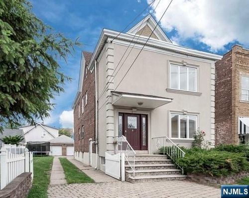 23 Market St, Garfield, NJ, 07026-3744 | Card Image