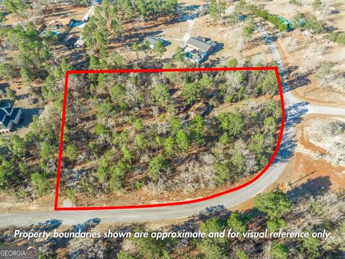 559 Shawnee Cir, Byron, GA, 31008-4231 | Card Image