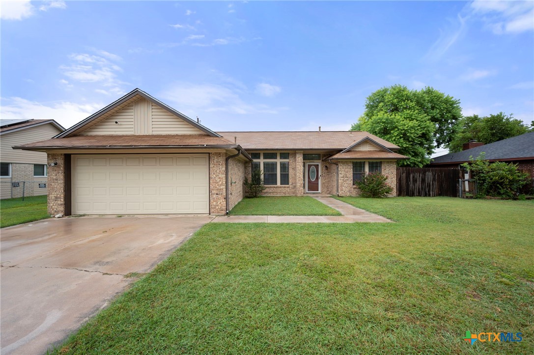 August Dr, Killeen, TX 76549