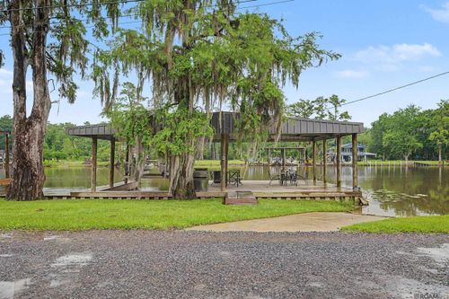 18586 River Bend Rd, Maurepas, LA, 70449-5275 | Card Image