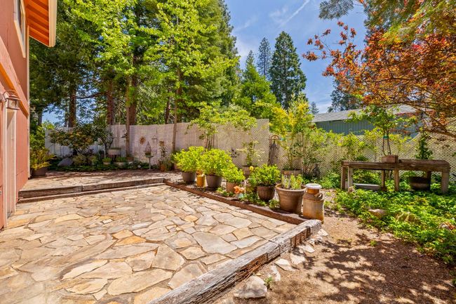 24315 Sugar Pine Rd, House other with 3 bedrooms, 3 bathrooms and 2 parking in Twain Harte CA | Image 28