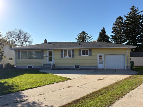 436 Cottonwood Ct, Wahpeton, ND, 58075-3618 | Card Image