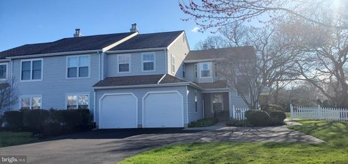 665 Rose Hollow Dr, YARDLEY, PA, 19067-6332 | Card Image