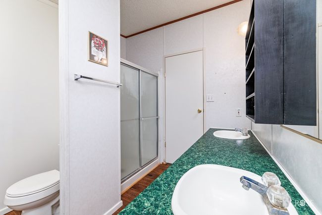 Master bath- separate shower | Image 20