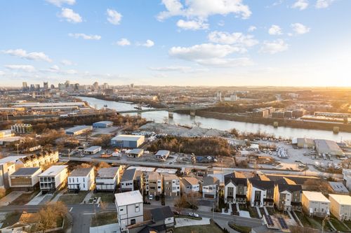 b-118 Fern Ave, Nashville, TN, 37207-5340 | Card Image